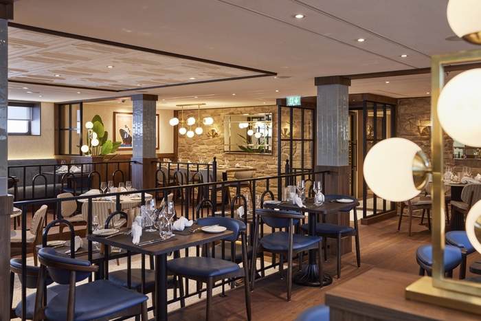 Viva Cruises Viva Two - Moments 1.jpg